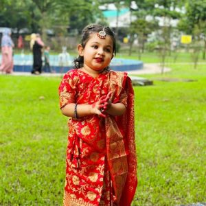 বেনারসি কাতান-রেডিশাড়ি (লাল)