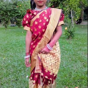সিল্ক কাতান -রেডিশাড়ি (গাঢ় খয়েরী)
