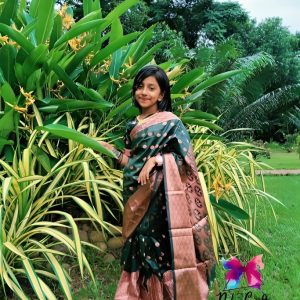 সিল্ক কাতান -রেডিশাড়ি (গাঢ় সবুজ)